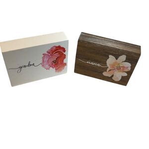 Decorative Wooden Grandma & Nana Floral Block Set